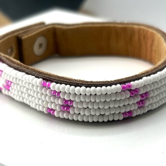 Small Pink and White Chevron Leather Cuff - Picture 2 of 3